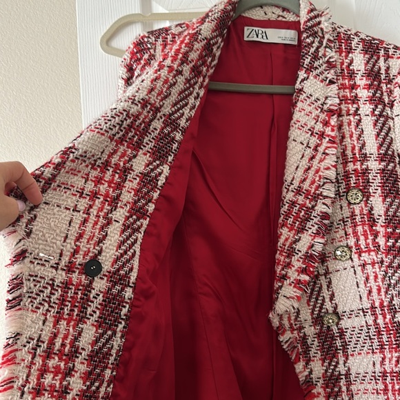 Zara Red, Cream, Black Blazer with Plaid Design and Gold Threading - Picture 5 of 6